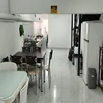 Old Stone Boutique מלון *