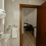 Old Stone Boutique מלון ניקוסיה