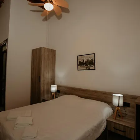 Old Stone Boutique Lefkoşa